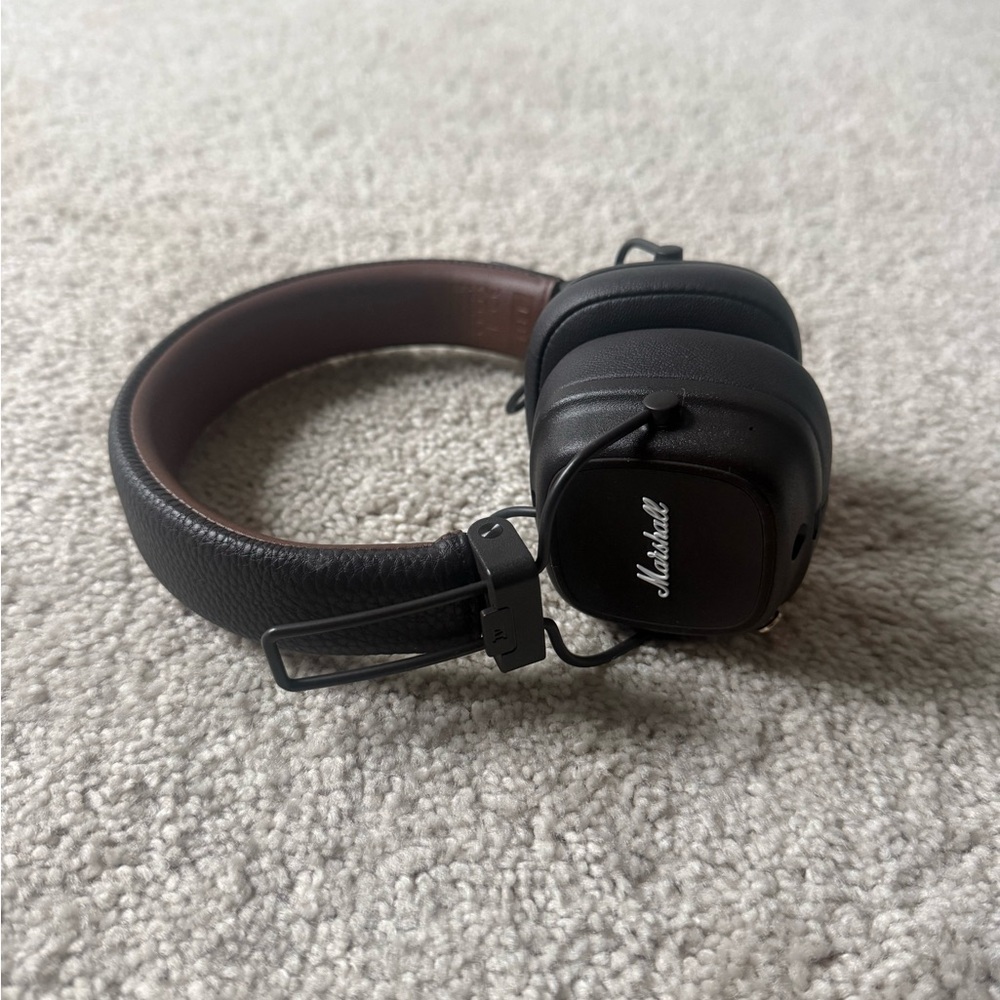 Marshall Black and Brown On-Ear Headphones
